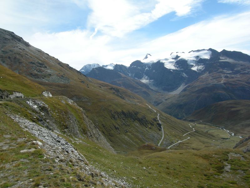 Looking back on the road to the Col de l'Iseran